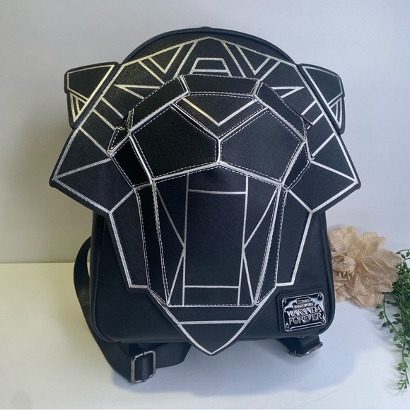 Loungefly Marvel Black Panther Wakanda Forever Figural Mini Backpack NWT - Picture 1 of 10